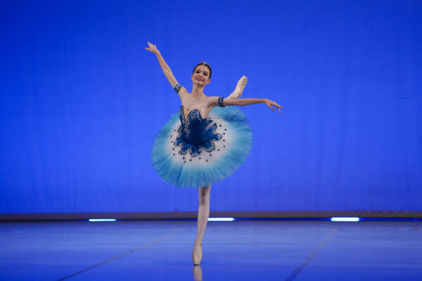 ENSEMBLE - Pas de Deux ( Per Entry )